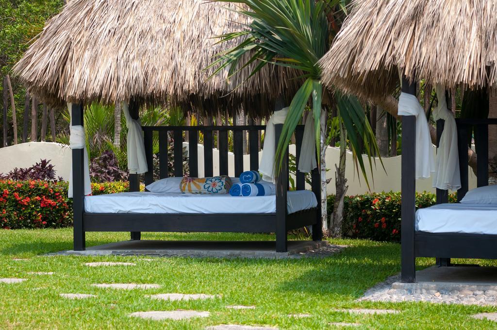 Artisan Family Hotels And Resort Collection Playa Esmeralda Playa Chachalacas Exterior foto